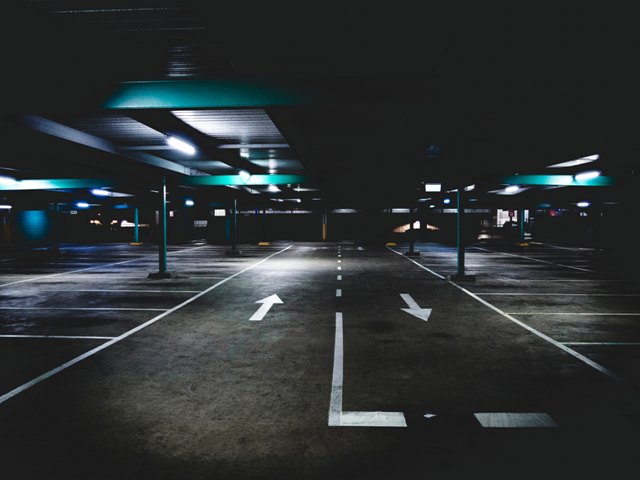 parking lot choice marcus wallis 416821 unsplash 640x480